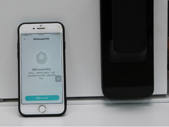 小米全自动智能门锁评测：1秒开锁支持智能联动真香！(图2)