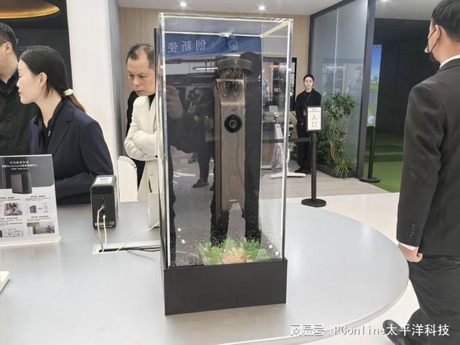 华为智能门锁闪耀AWE 2025引领智慧安防新潮流(图4)